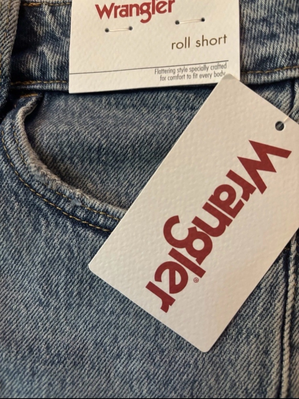 NWT Wrangler Roll Raw Hem Light Blue Washed Denim Shorts - 6/28 - Picture 3 of 8